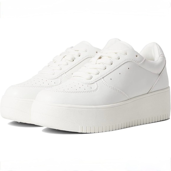 Steve Madden Shoes - Steve Madden Platform Sneakers White Sz 9 NWT